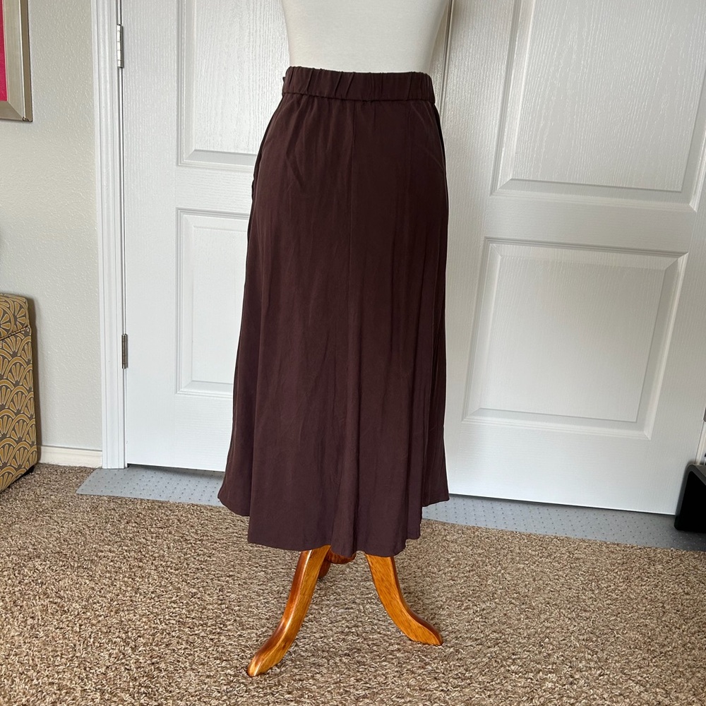 Euro Chocolate Textured Midi Skirt - Picture 2 of 5